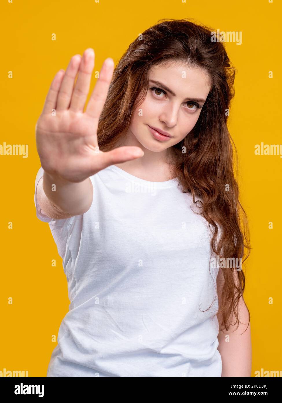 stop gesture mujer protesta el rechazo de la activista femenina Foto de stock