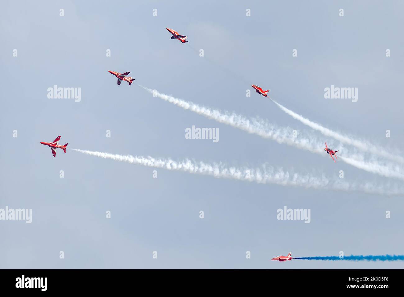 Royal Air Force acrobatic Team, flechas rojas, pantalla, Bournemouth Air Show 2022, Reino Unido Foto de stock