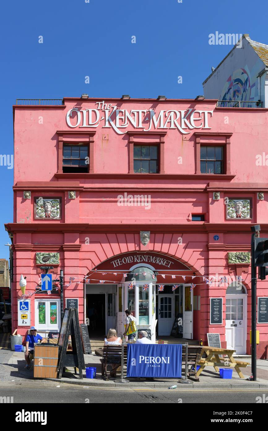 Old Kent Market, anteriormente Parade Cinema, Margate, Kent, Inglaterra, REINO UNIDO Foto de stock