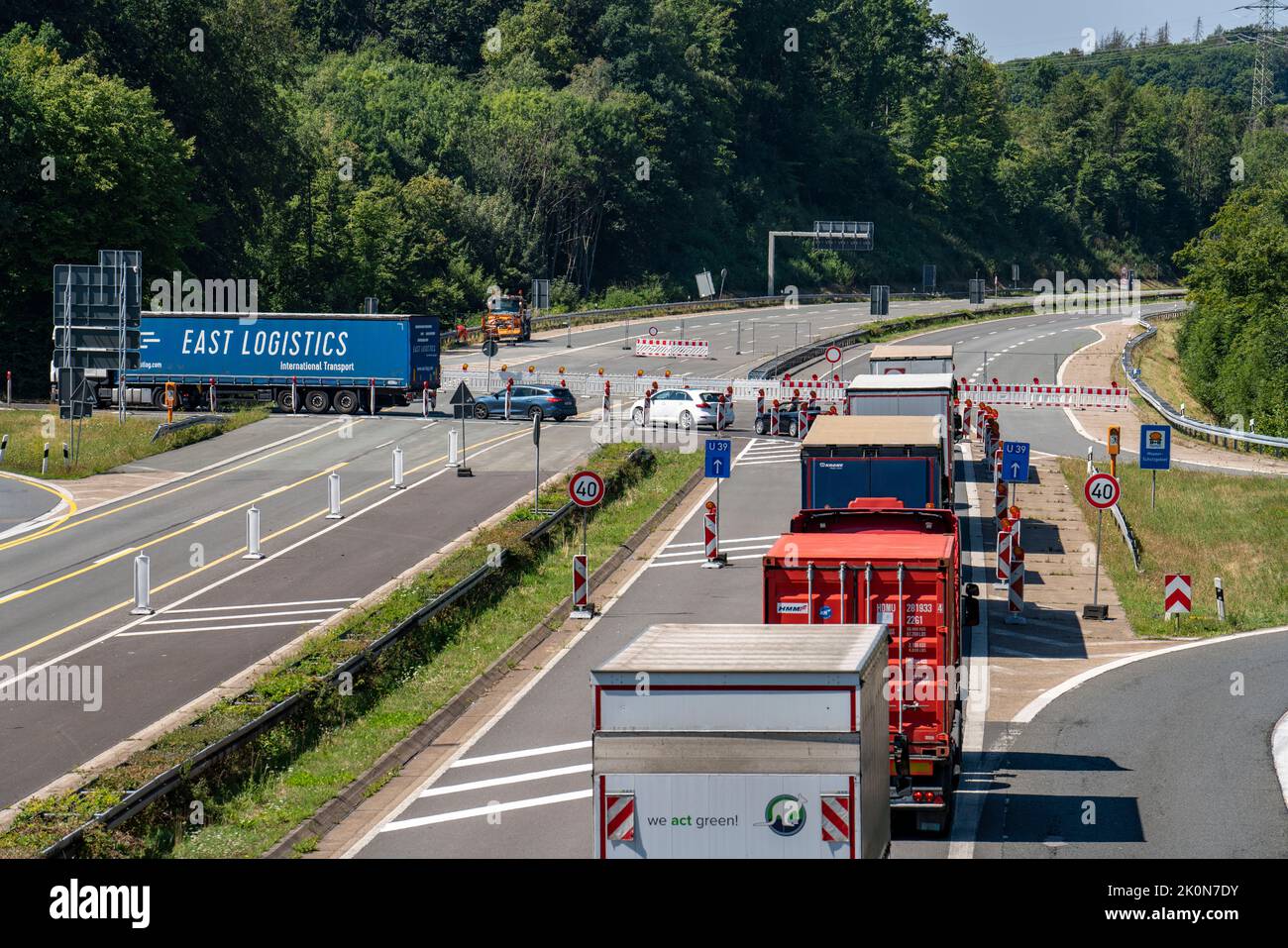 La autopista A45, procedente del sur, se desvía el tráfico antes del