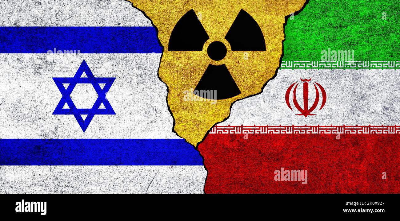 Banderas De Israel Irán Y Símbolo De Radiación Juntos Israel E Irán Tratado Nuclear Amenaza 8678