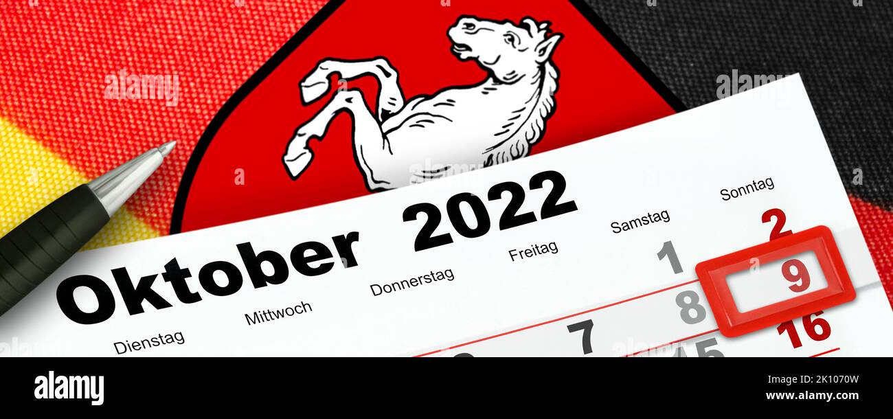 Calendario alemán 2022 de octubre de 9 Domingo y emblema de la Baja Sajonia Martes Miércoles Jueves Viernes Sábado Foto de stock