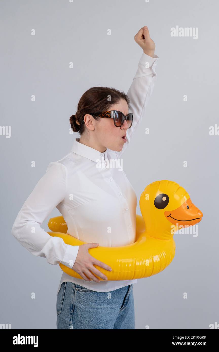 Pato con gafas fotografías e imágenes de alta resolución - Alamy