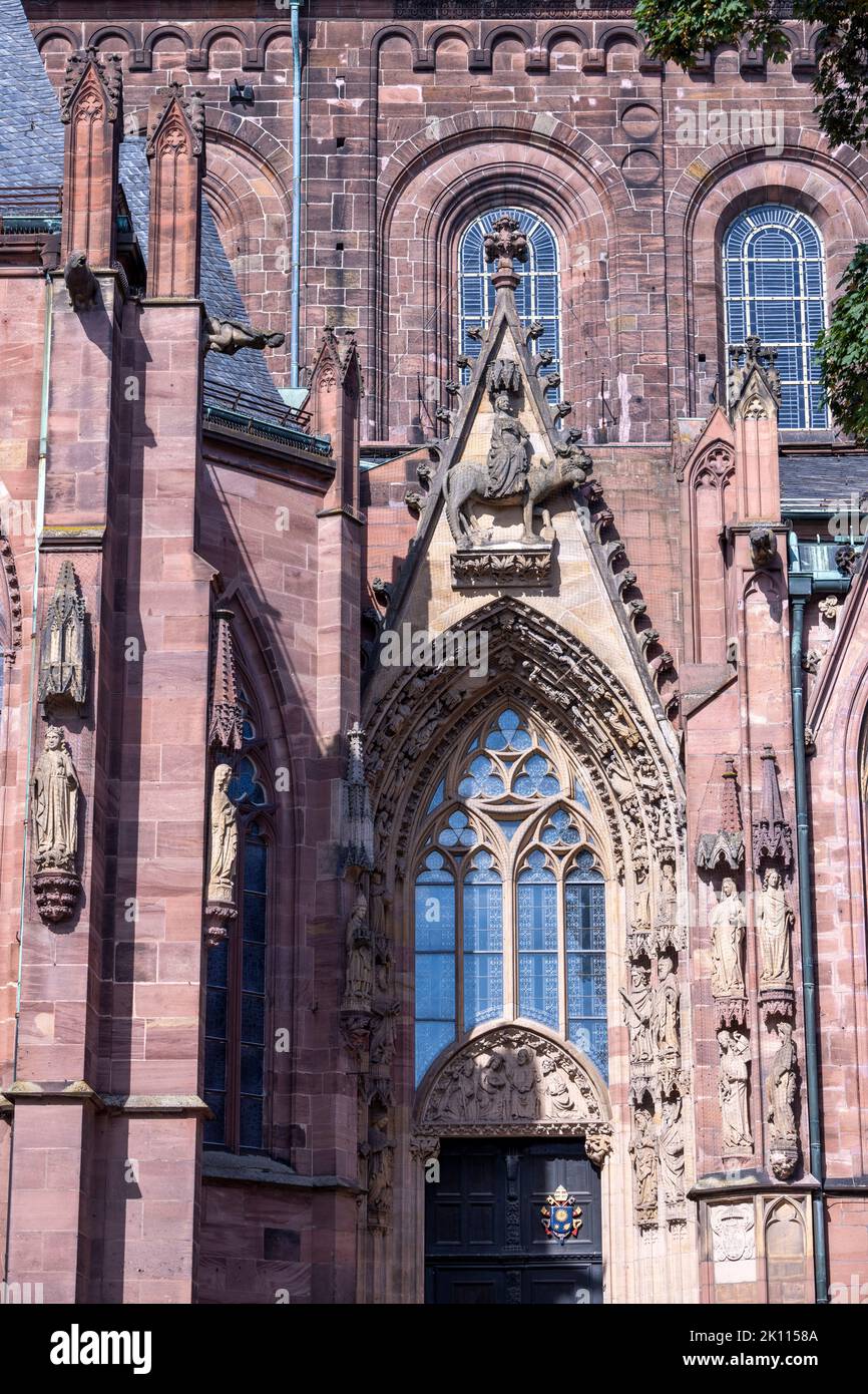 Portal gótico del sur del siglo 14th, Catedral de San Pedro, Wormser Dom, Worms, Renania-Palatinado, Alemania Foto de stock