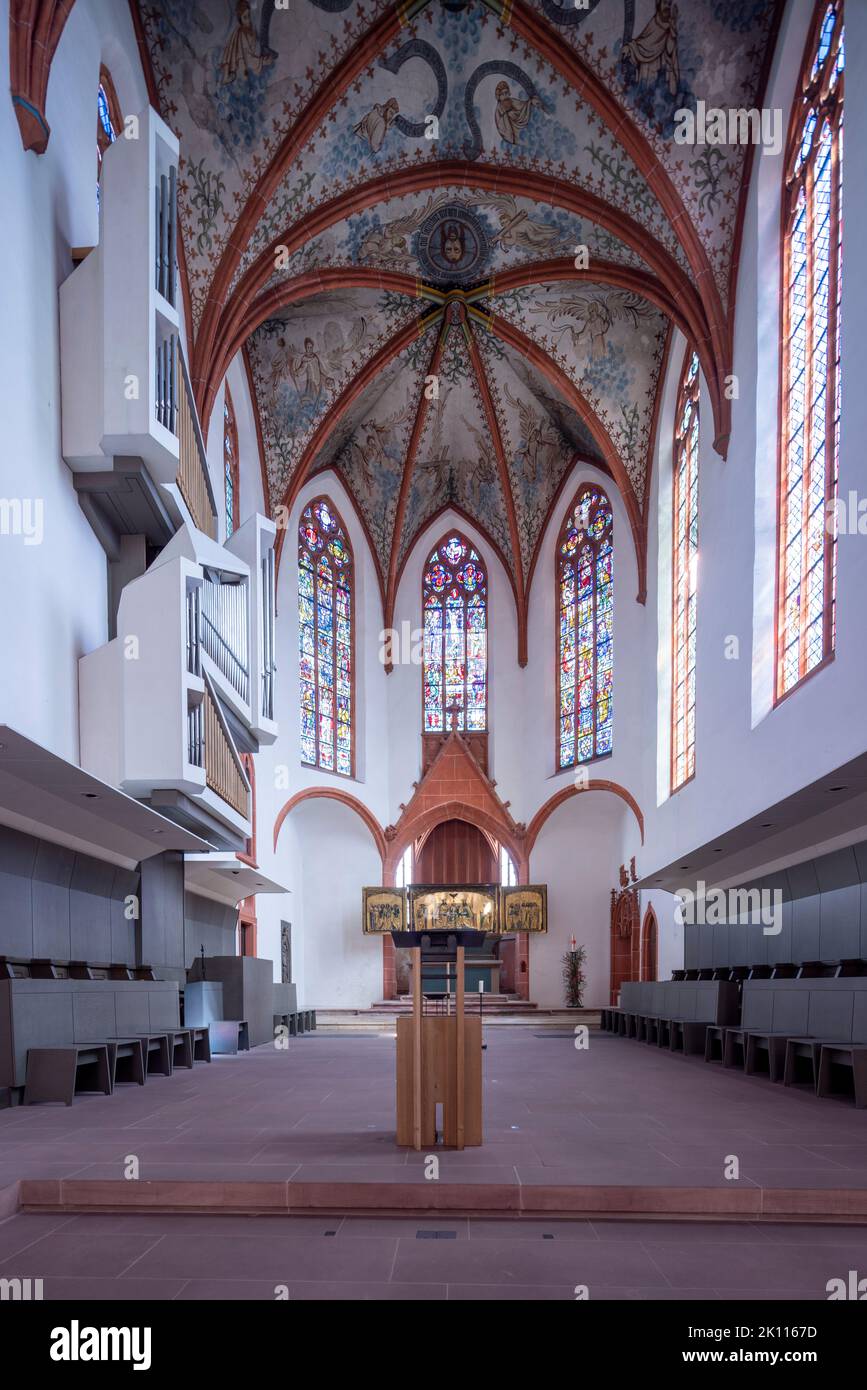 Nave y bóvedas, Iglesia Carmelita, Karmeliterkloster, Maguncia, Alemania Foto de stock