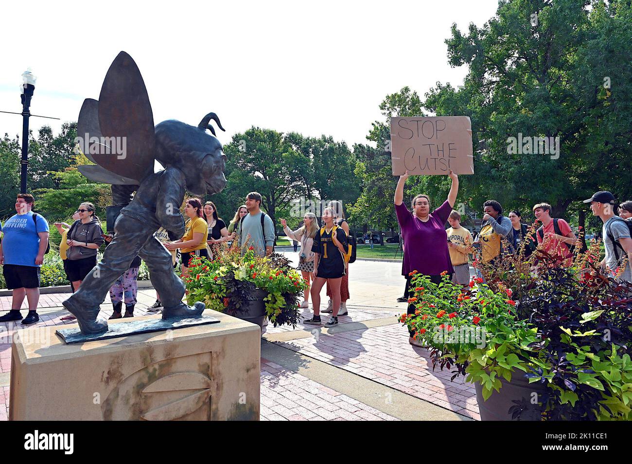 EMPORIA, KANSAS SEPTEMBER 14, 2022 Aproximadamente 50 estudiantes del