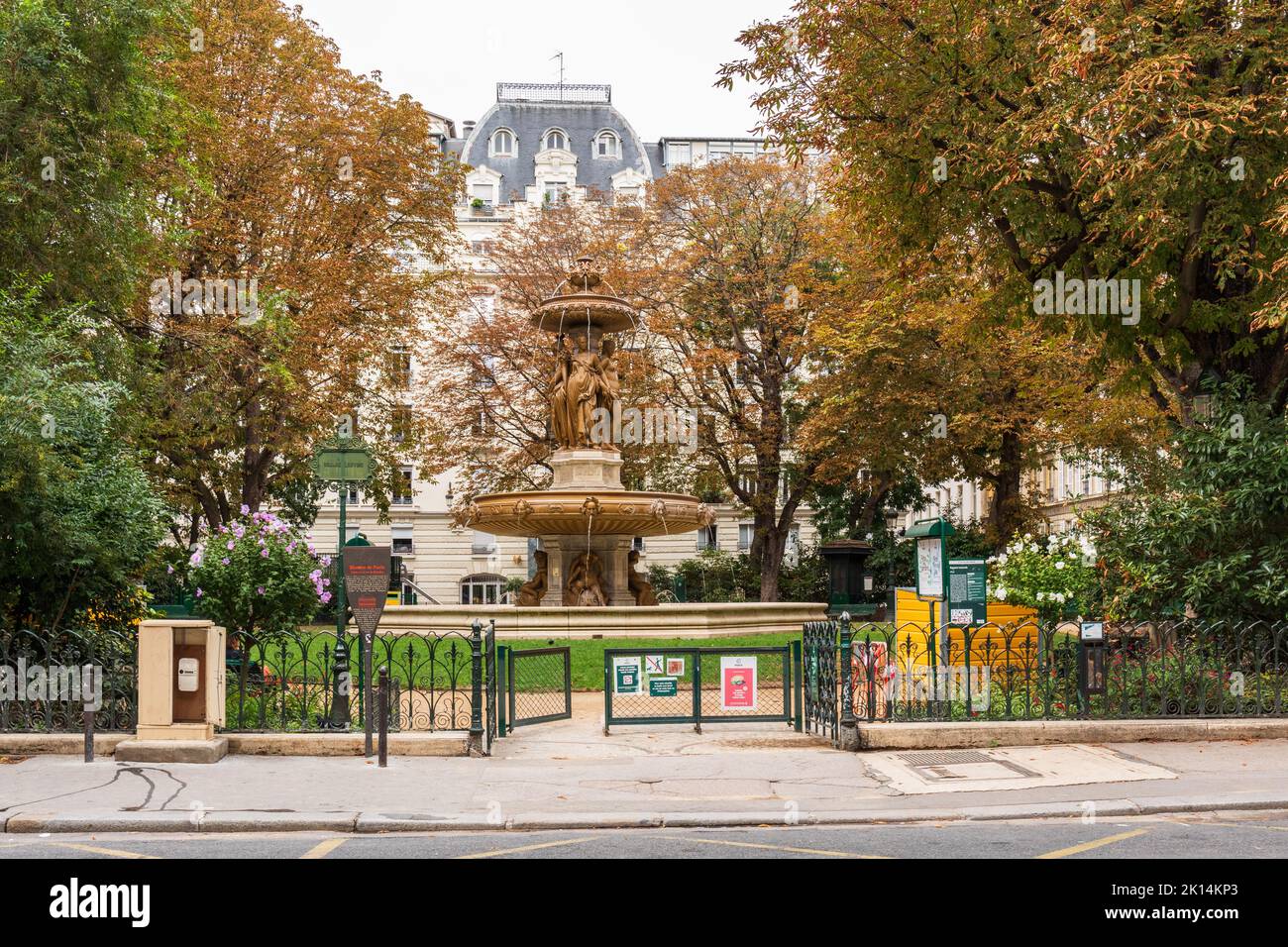 Fontaine Louvois fuente en Square Louvois, distrito 2nd, París, Francia Foto de stock