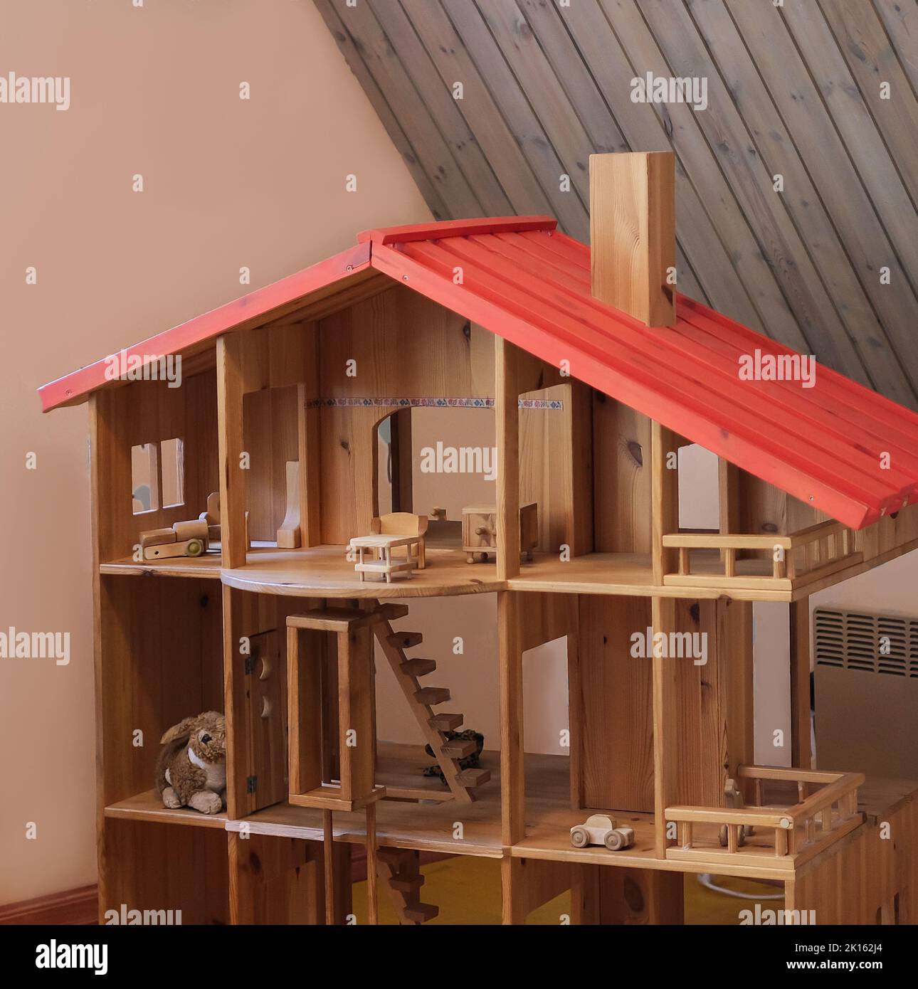 Una casa de muñecas fotografías e imágenes de alta resolución - Alamy