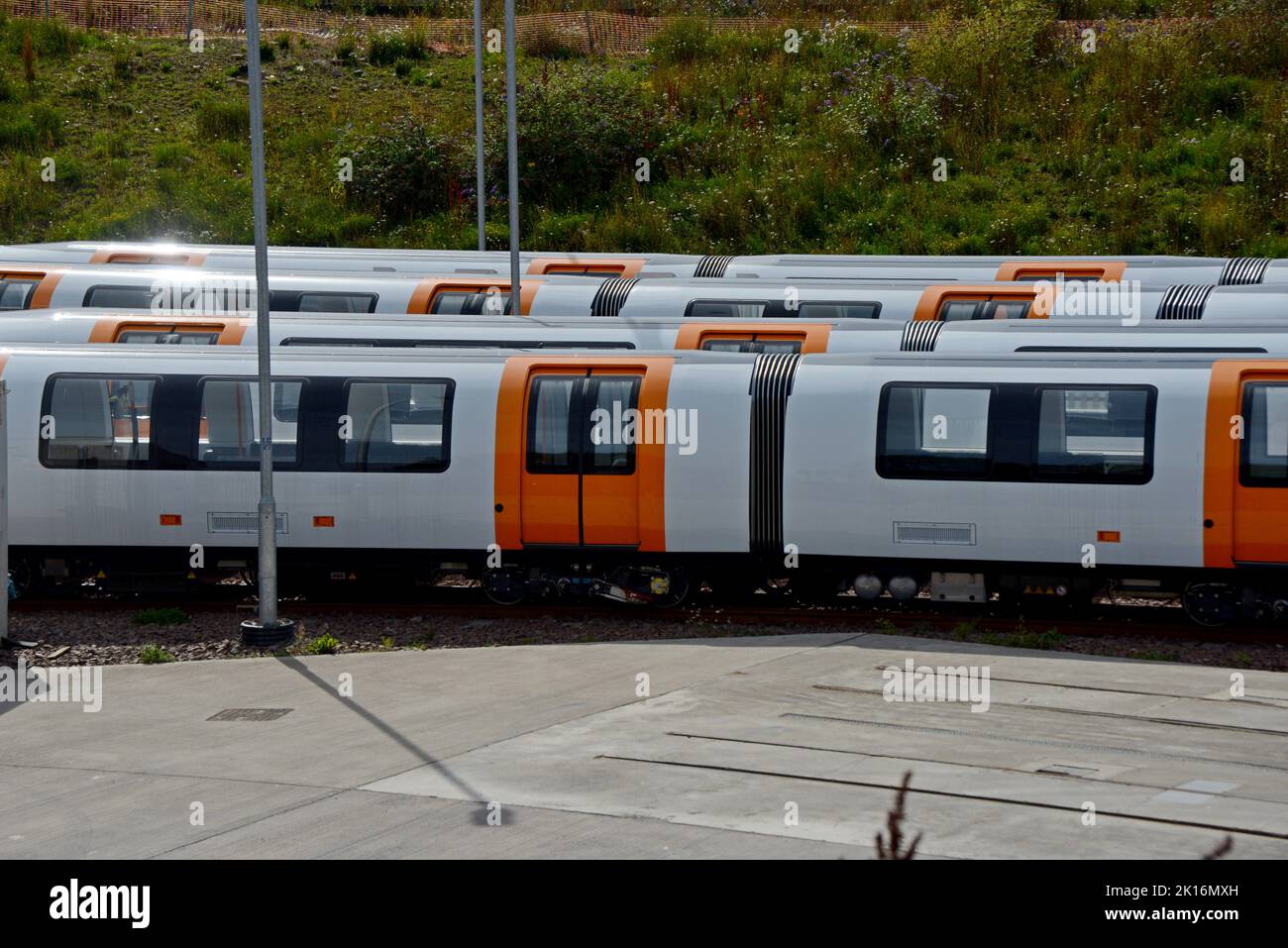 Nuevos trenes subterráneos de Glasgow a la espera de pruebas