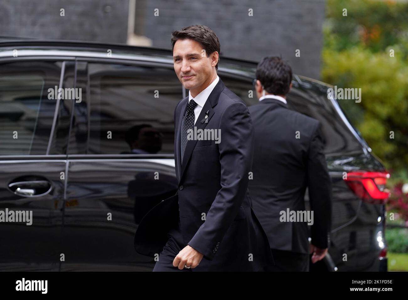 El Primer Ministro de Canadá, Justin Trudeau, llega al 10 de Downing Street en Londres, para una reunión bilateral con el Primer Ministro Liz Truss. Fecha de la foto: Domingo 18 de septiembre de 2022. Foto de stock