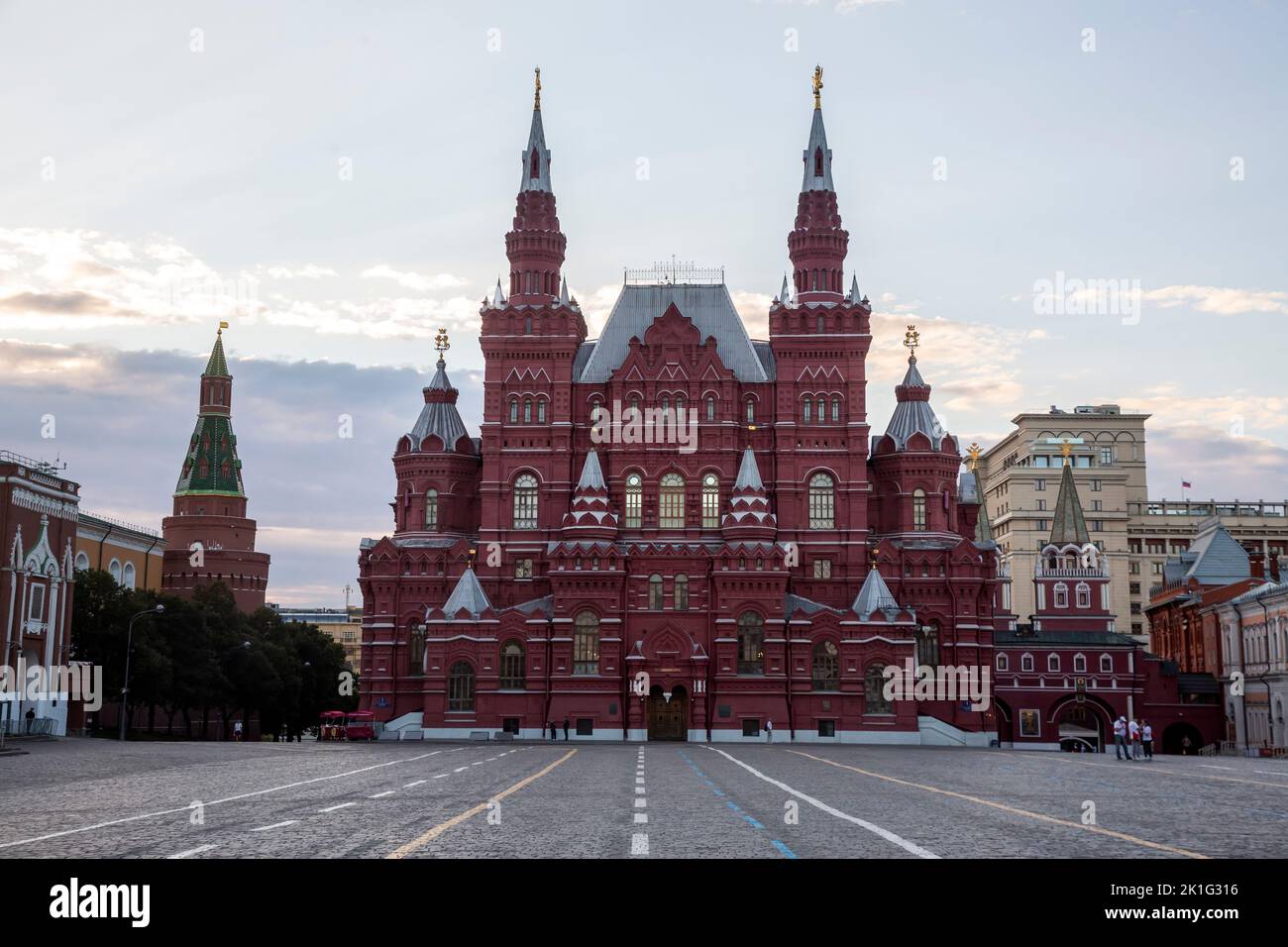 Vista del Museo Histórico Estatal en la Plaza Roja de Moscú, Rusia Foto de stock