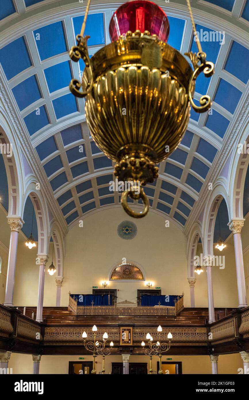 Interior de la Sinagoga Garnethill, Glasgow, Escocia, Reino Unido Foto de stock