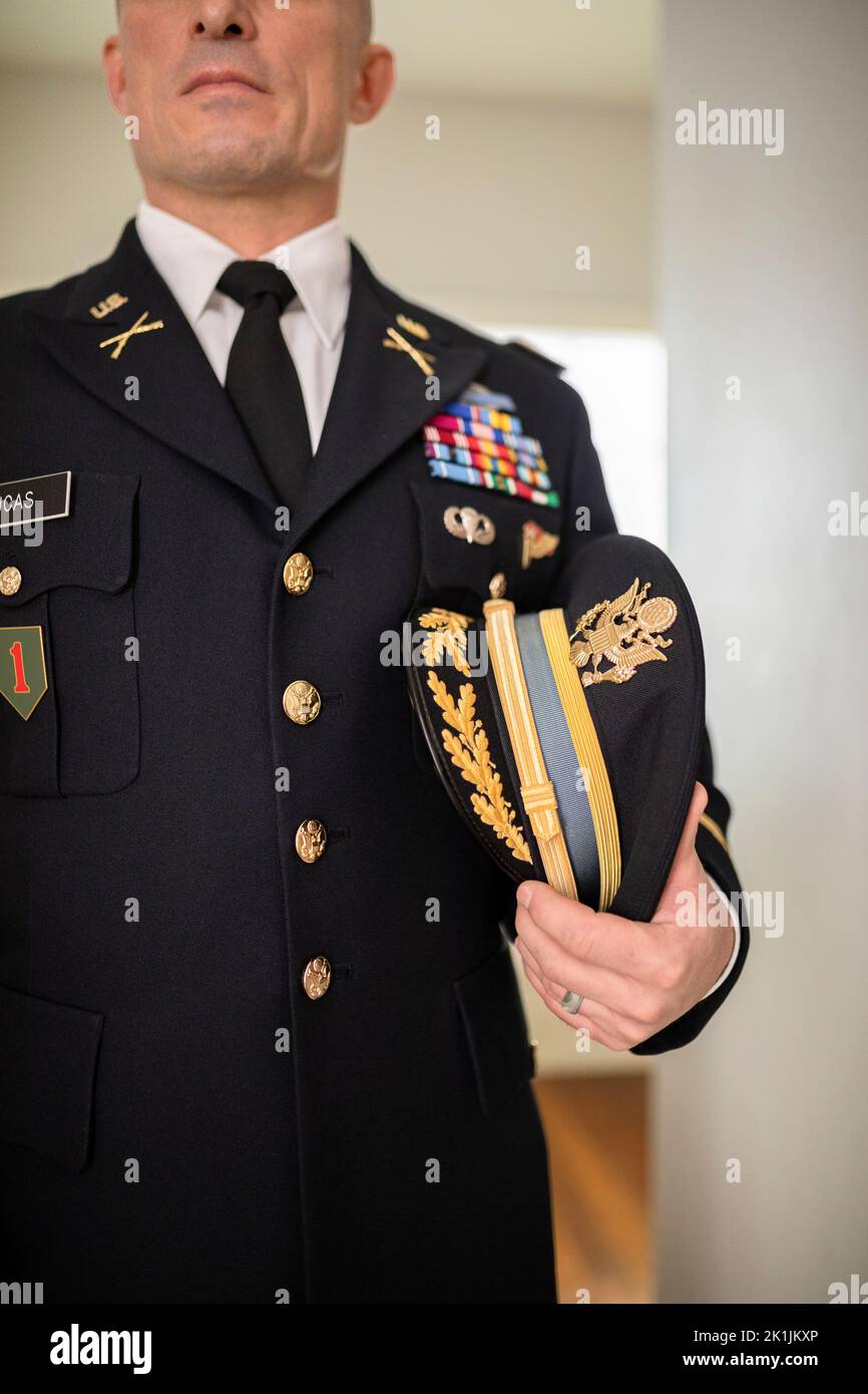 Formal dress uniform fotografías e imágenes de alta resolución - Alamy