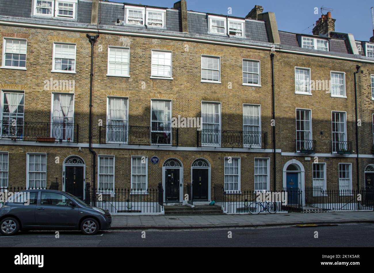 Londres, Reino Unido - 21 de marzo de 2022: Casa histórica del poeta Charlotte Mew en Doughty Street, Bloomsbury, Londres. Foto de stock