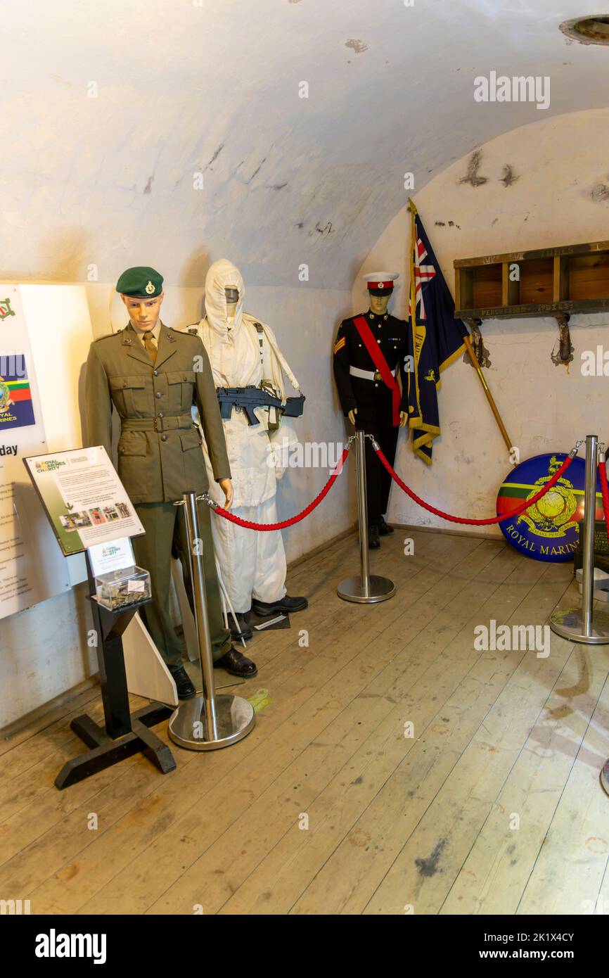 Exposición de los Miltaros sobre los Royal Marines, Landguard Fort, Felixstowe, Suffolk, Inglaterra, REINO UNIDO Foto de stock
