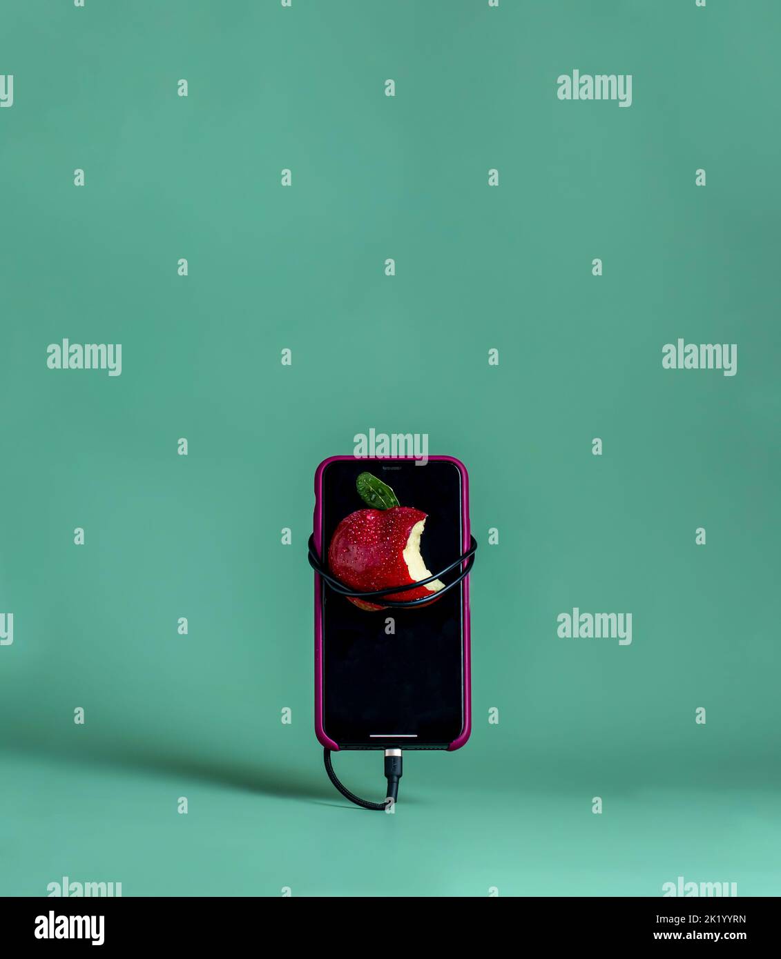 Arte banner iPhone con manzana todavía vida Foto de stock