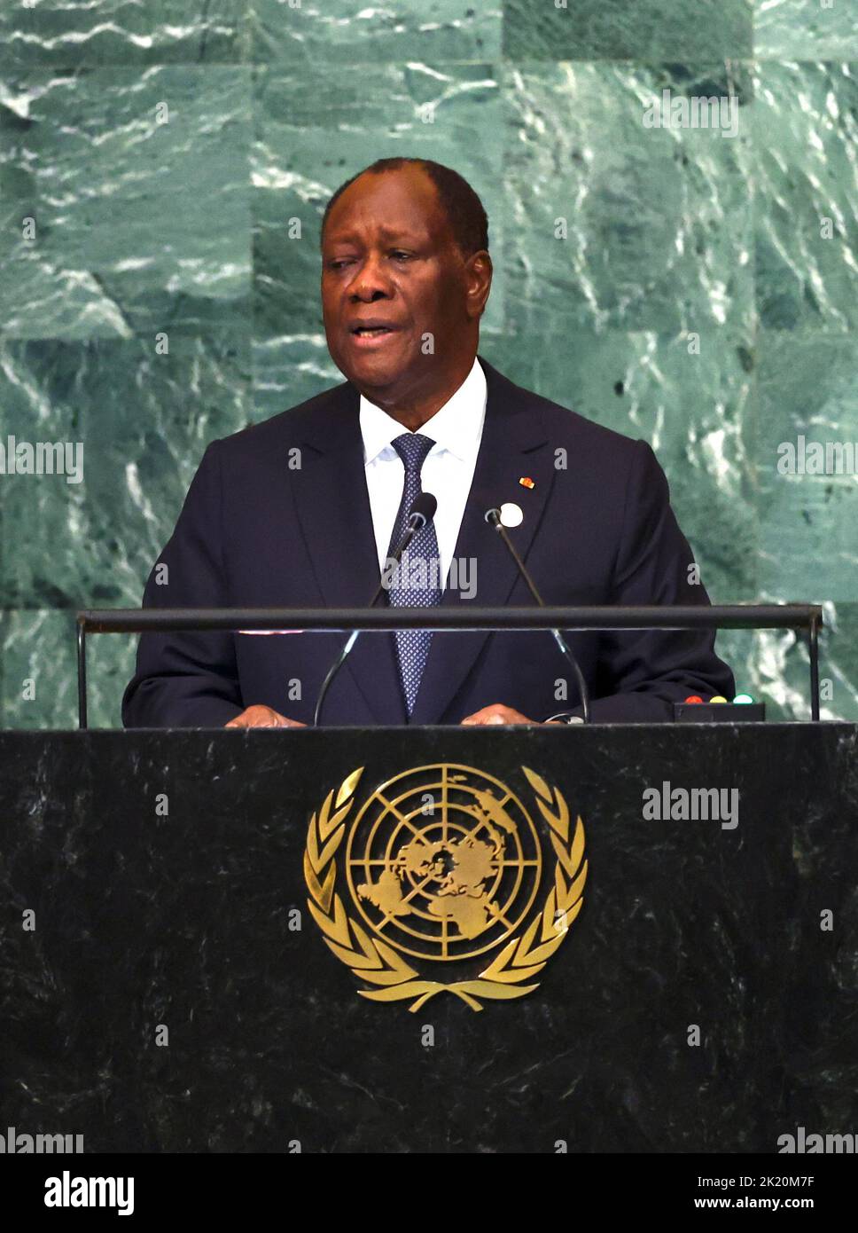 Alassane Ouattara, Presidente de la República de Costa de Marfil, se dirige a la 77th Sesión de la Asamblea General de las Naciones Unidas en la Sede de las Naciones Unidas en Nueva York, Estados Unidos, el 21 de septiembre de 2022. REUTERS/Mike Segar Foto de stock