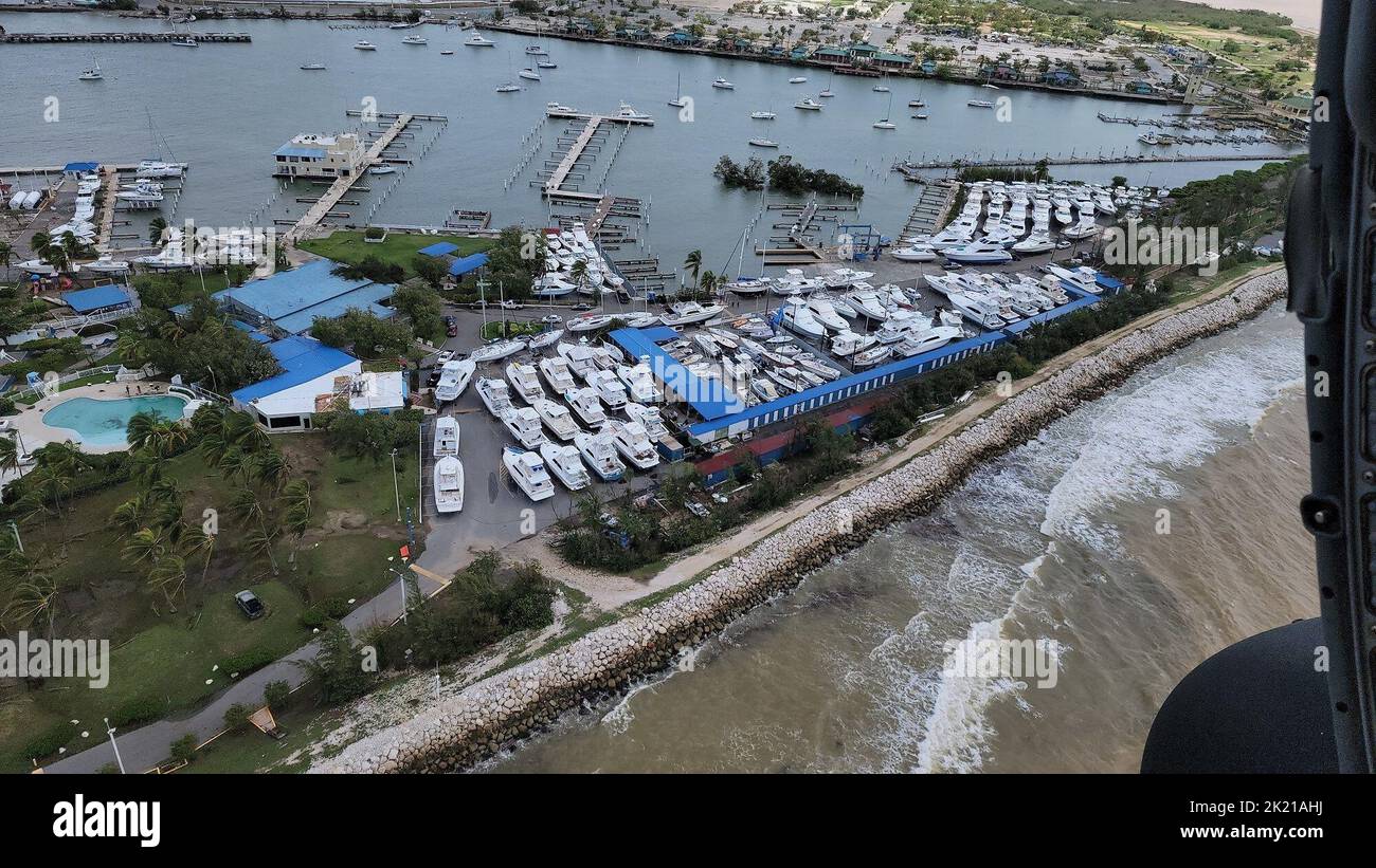 Foto de sobrevuelo de la Guardia Costera del Club Náutico Marina en Ponce, Puerto  Rico 20 de septiembre de 2022. El vuelo fue parte de las evaluaciones  costeras y portuarias en curso