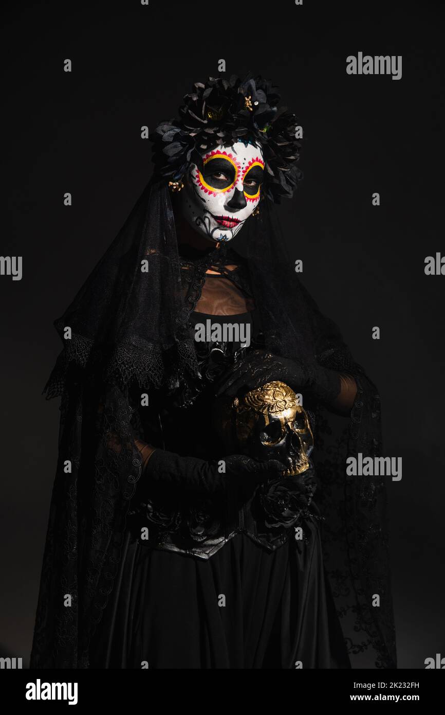 Disfraz de catrina fotografías e imágenes de alta resolución - Alamy Disfraz de catrina fotografías e imágenes de alta resolución - Alamy