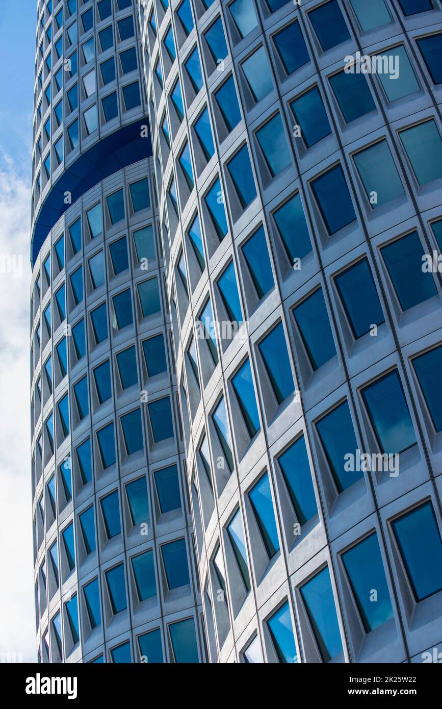 Un rascacielos en Munich - Alemania - BMW Foto de stock