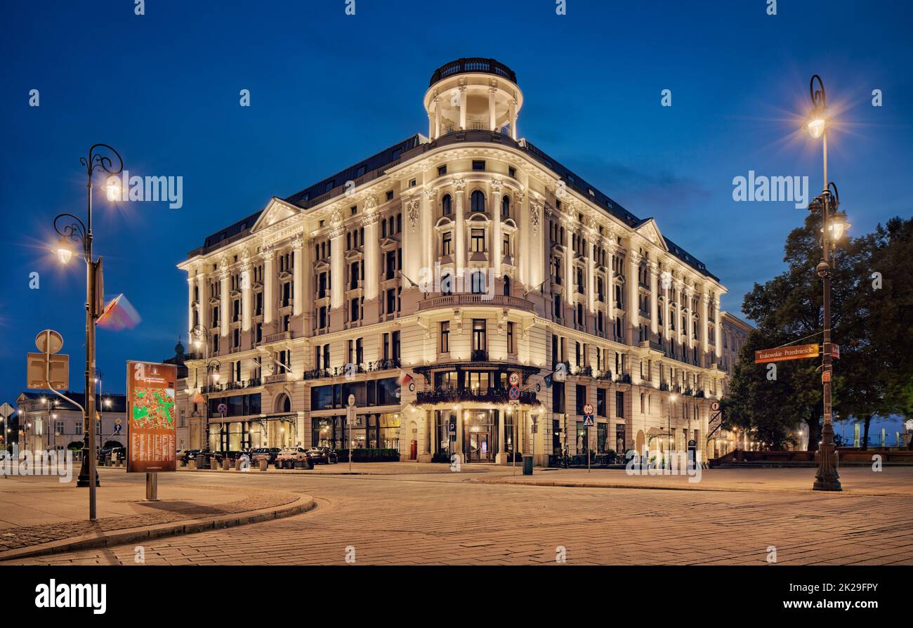 Varsovia - El Hotel Bristol de 5 estrellas en el Krakowskie Przedmiescie Foto de stock