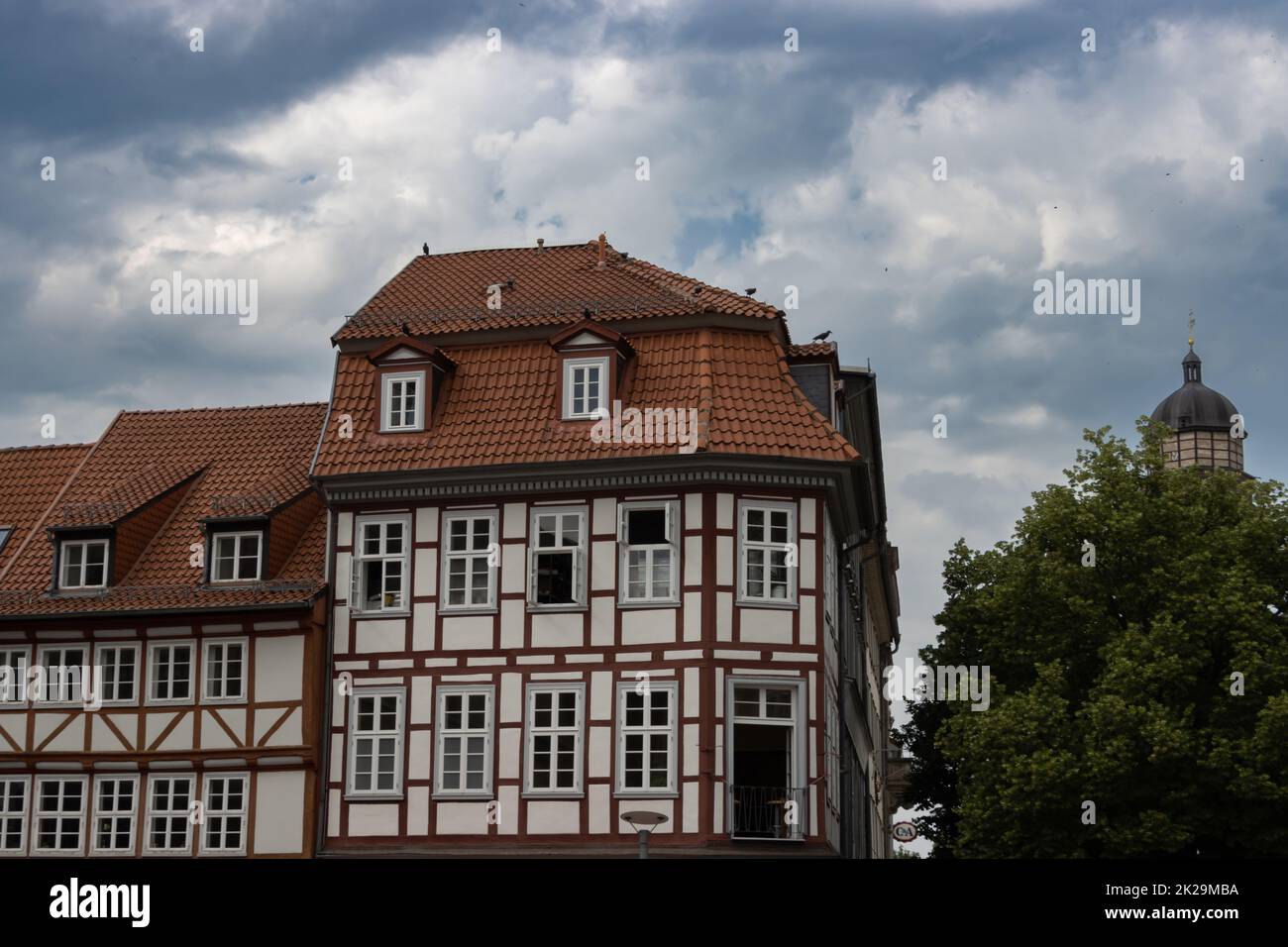 Edificios de la histórica ciudad vieja de Goettingen en la Baja Sajonia Alemania Foto de stock