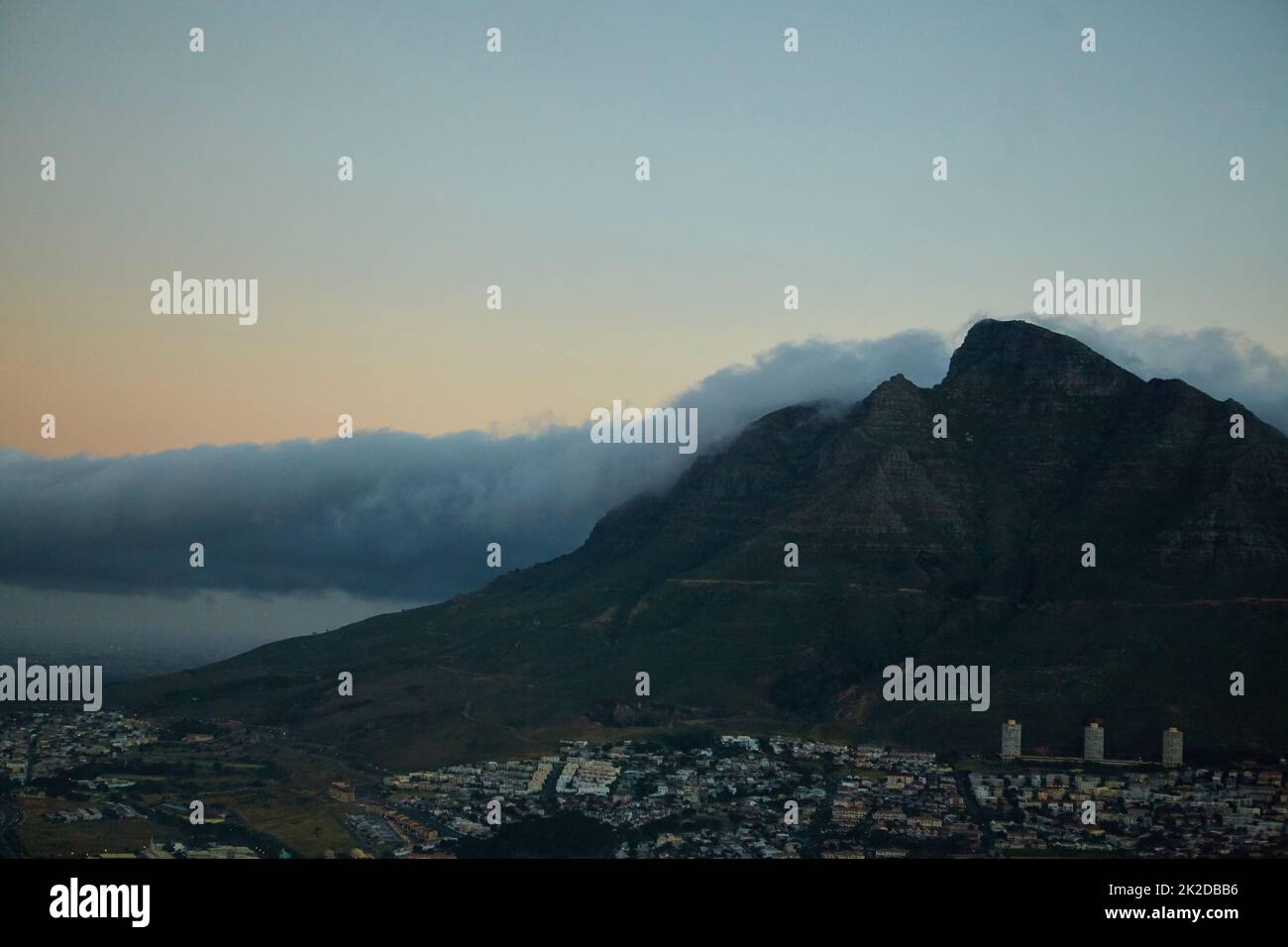 Paisaje rocoso en el Cabo Occidental. Foto de las montañas de Ciudad del Cabo. Foto de stock