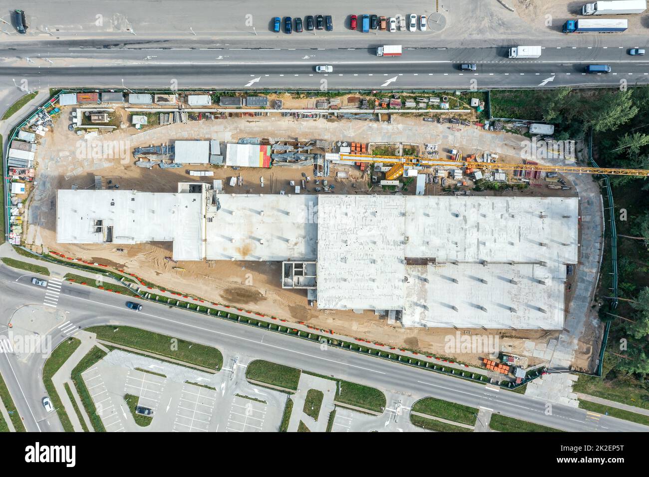 vista aérea del sitio de construcción. nuevo edificio industrial en construcción. Foto de stock