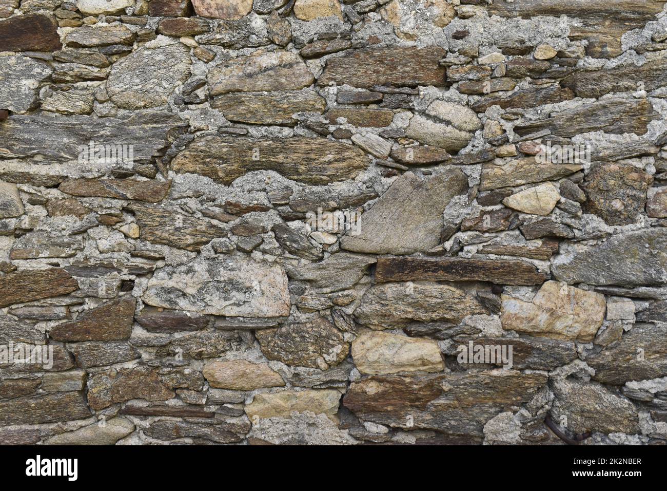 Antiguo muro de piedras en el sureste de Francia Foto de stock