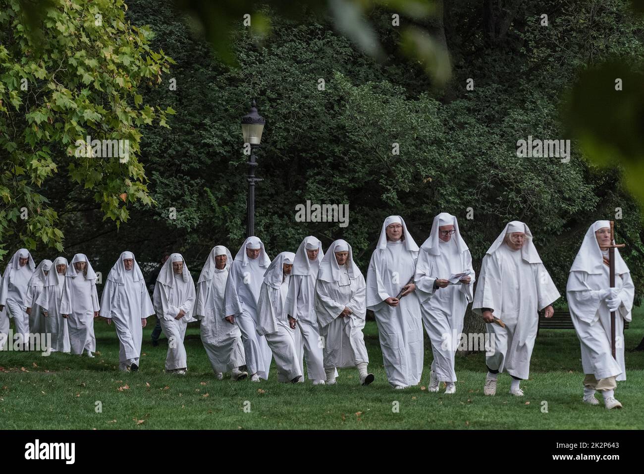 Londres, Reino Unido. 23rd de septiembre de 2022. British Druid Order celebra el equinoccio otoñal en Primrose Hill. Crédito: Guy Corbishley/Alamy Live News Foto de stock