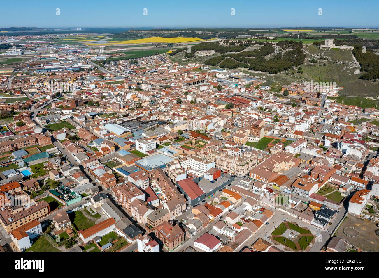 Vista general de Iscar, provincia de Valladolid, Comunidad Autónoma de Castilla y León, España. Foto de stock