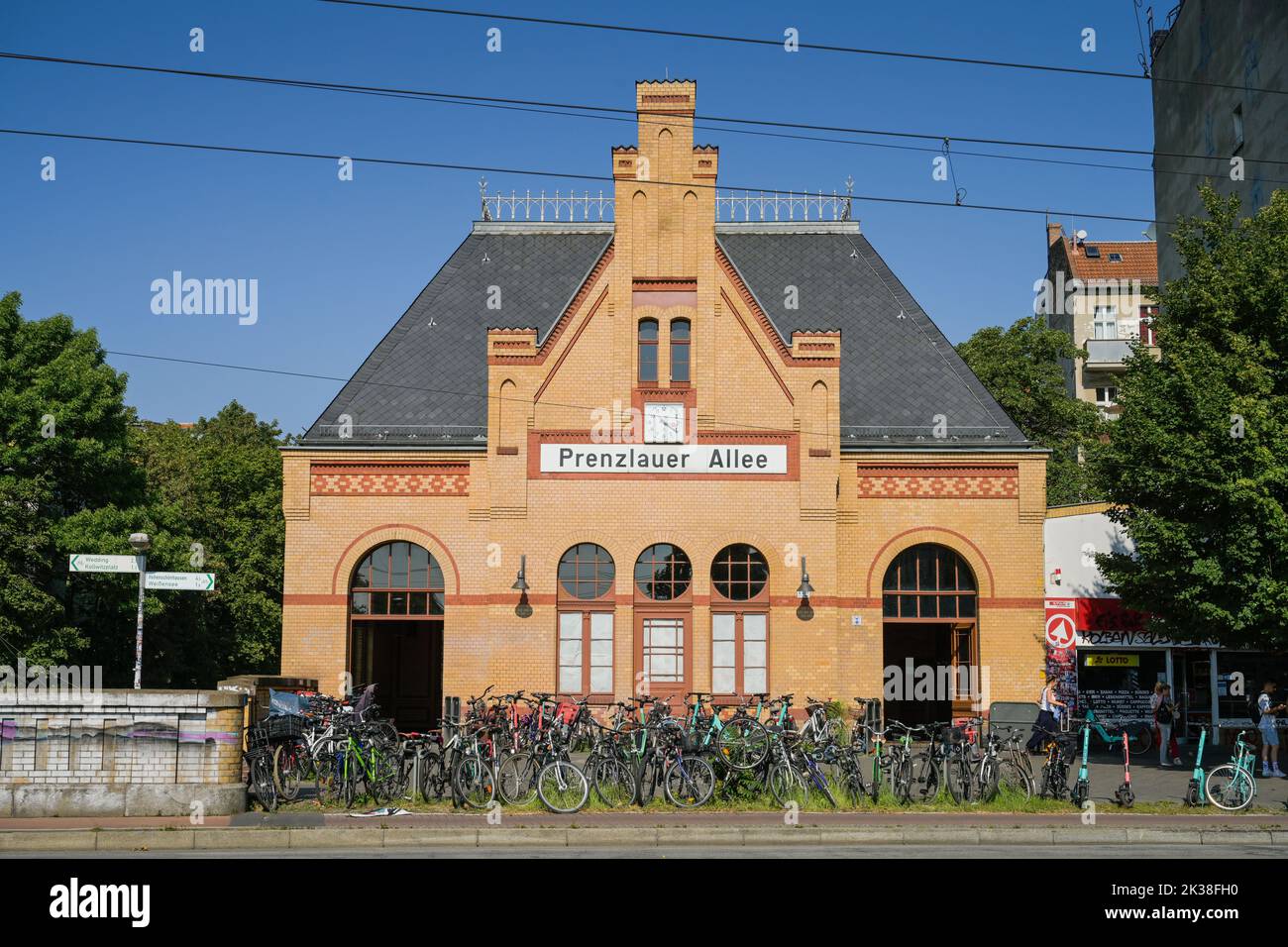 S-Bahnhof, Prenzlauer Allee, Pankow, Prenzlauer Berg, Berlin, Deutschland Foto de stock