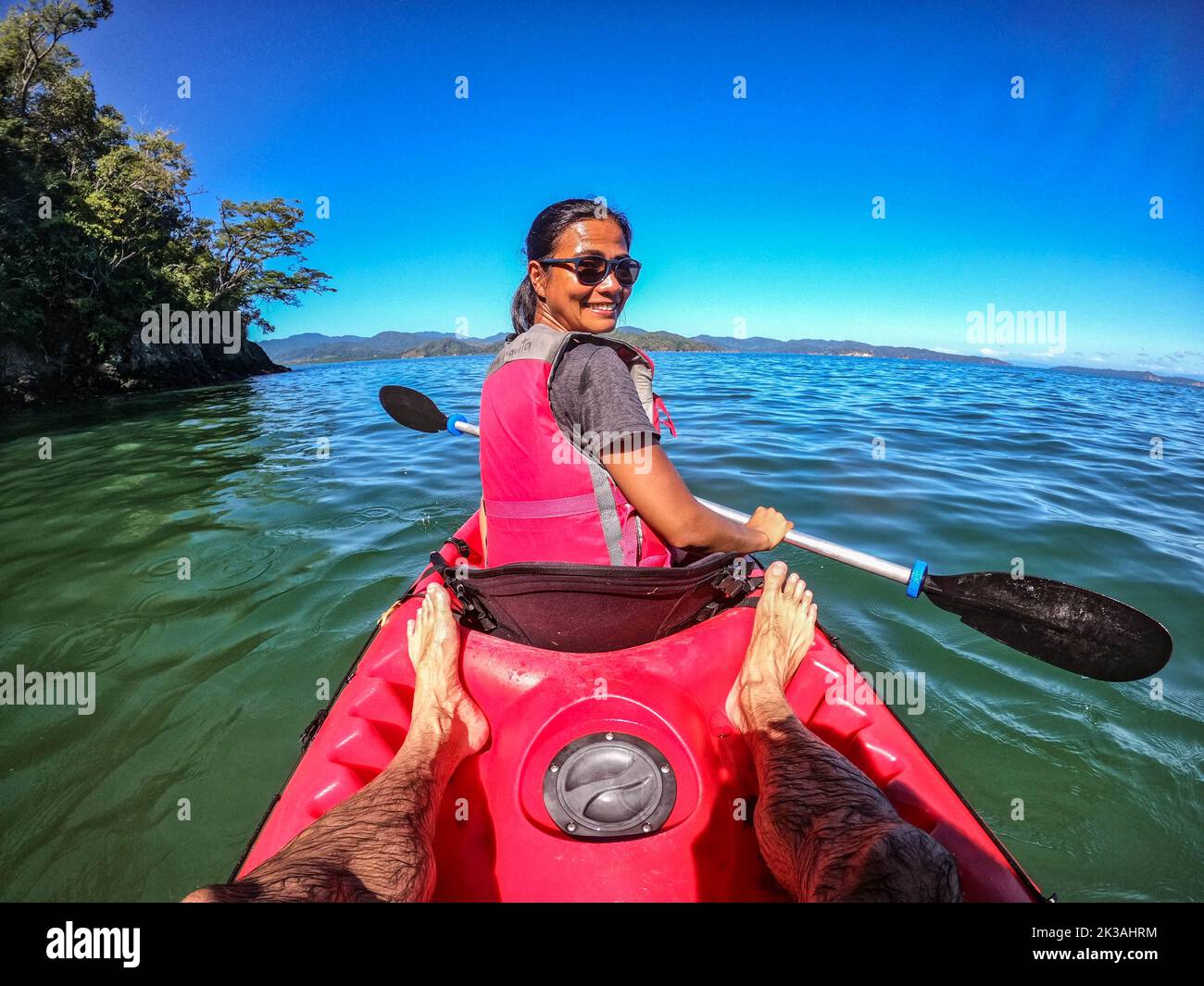 Kayak Isla Jesusita, Golfo de Nicoya, Costa Rica Foto de stock