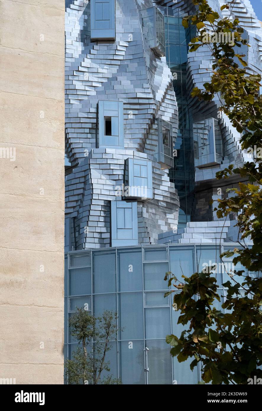 Arles (sudeste de Francia) Luma Arles, un centro de arte diseñado por