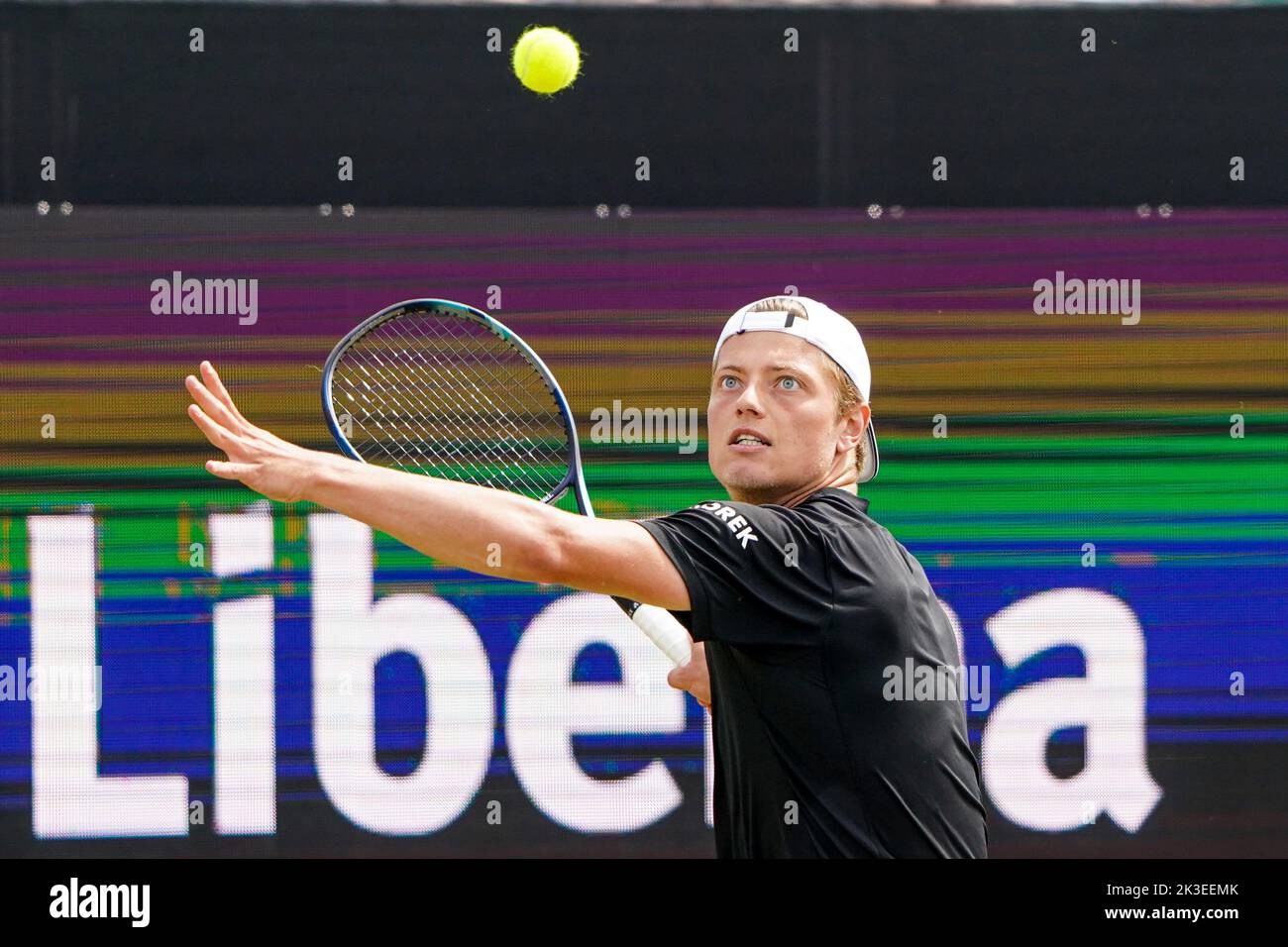 'S-HERTOGENBOSCH, PAÍSES BAJOS - 12 DE JUNIO: Tim van Rijthoven de los Países Bajos durante el partido Mens Singles Final entre Daniil Medvedev de Rusia y Tim van Rijthoven de los Países Bajos en el Autron el 12 de junio de 2022 en 's-Hertogenbosch, Países Bajos (Foto de Joris Verwijst/BSR Agency) Foto de stock