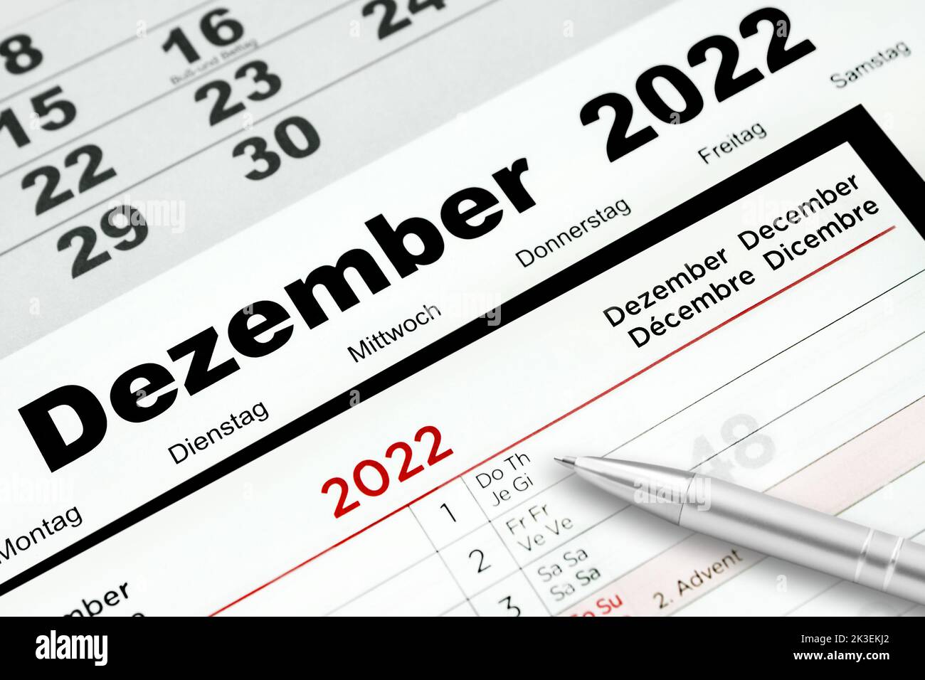 Calendario alemán 2022 de diciembre de 1 y lunes Martes Miércoles Jueves Viernes Sábado Domingo Foto de stock