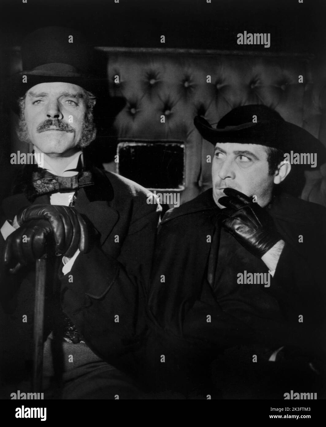 Burt Lancaster, (izquierda) en el escenario de la película, 'El leopardo', italiano: Il Gattopardo, 20th Century-Fox, 1963 Foto de stock
