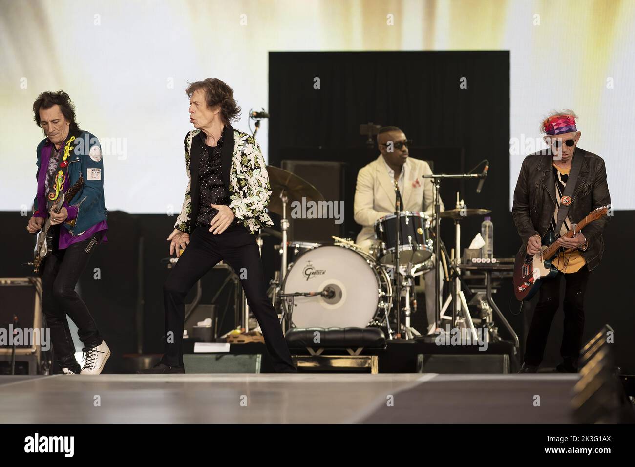 LONDRES, INGLATERRA: Los Rolling Stones actúan en el Great Oak Stage en el British Summer Time Festival en Hyde Park. Presentación: Ronnie Wood, Mick Jagger, Steve Jordan, Keith Richards Dónde: Londres, Reino Unido Cuándo: 25 Jun 2022 Crédito: Neil Lupin/WENN Foto de stock
