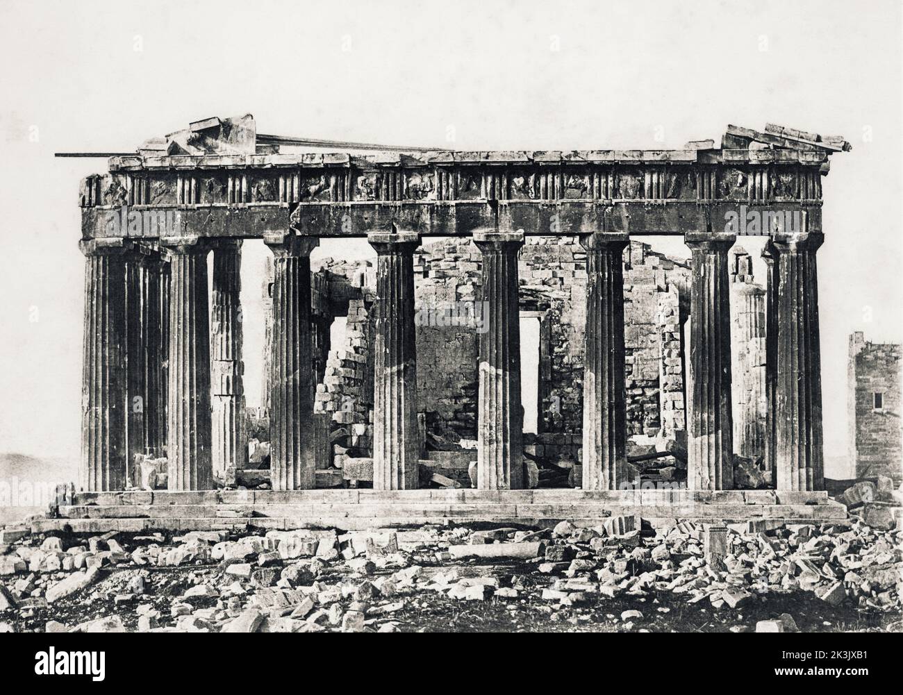 El Partenón en la Acrópolis, Atenas, Grecia, alrededor de 1850. Fachada oriental. Posiblemente después de un trabajo del periodista y fotógrafo francés Eugene Piot, 1812 - 1890 Foto de stock