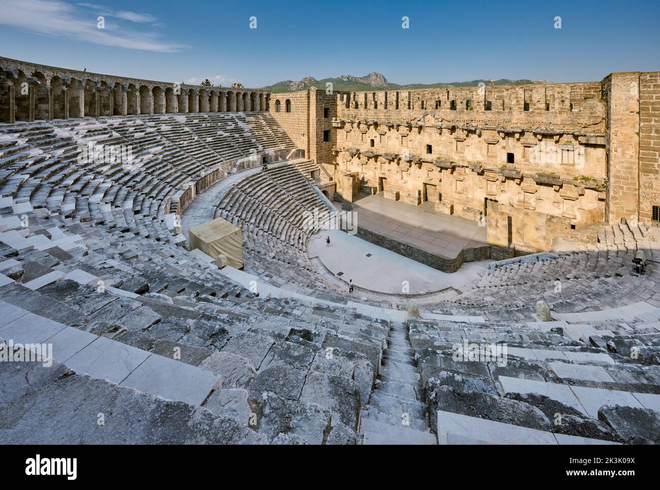 El antiguo teatro romano de Aspendos, la ciudad antigua de Aspendos, Antalya, Turquía Foto de stock