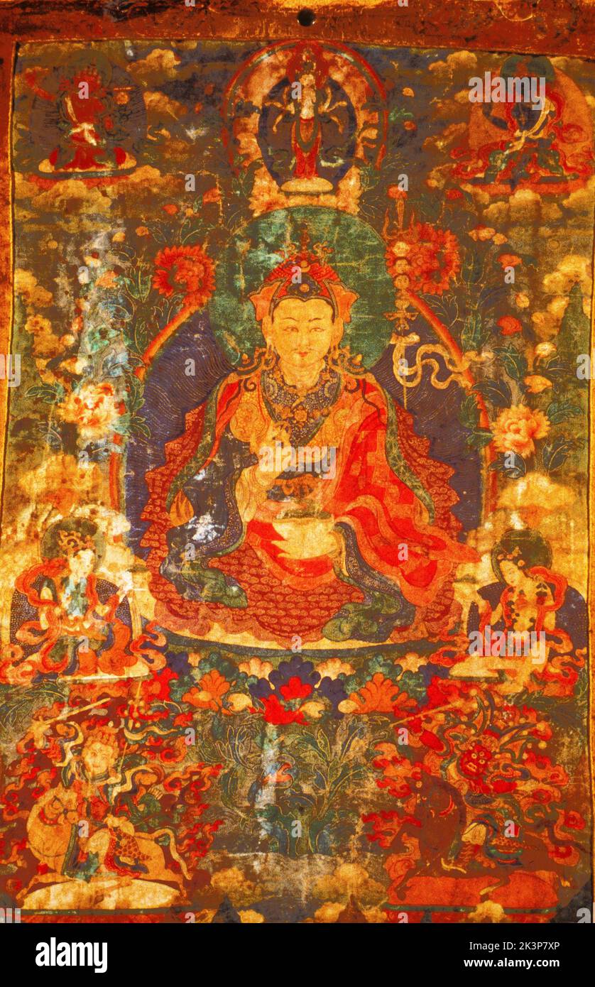 Thangka, pintura budista tibetana, Padmasambhavas Man-'brisser-ma, siglo 18th Foto de stock