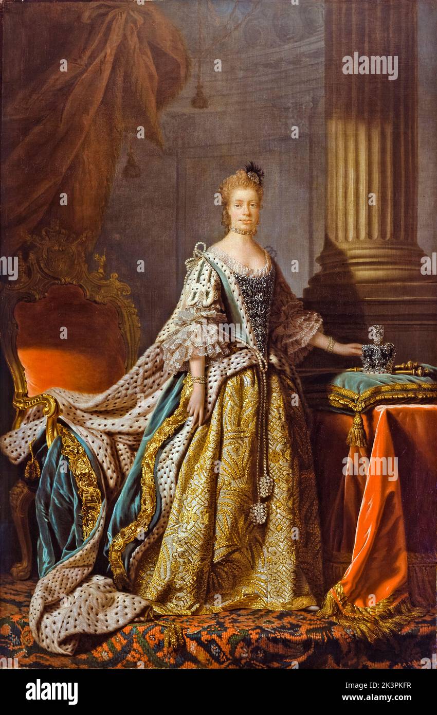 La reina Charlotte de Mecklenburg-Strelitz (1744-1818), la reina Consort del Reino Unido, retrato de coronación pintado al óleo sobre lienzo de Allan Ramsay, 1762-1766 Foto de stock