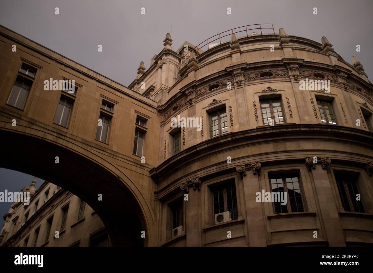 Edificio de Correos y Telégrafos en Barcelona, España Foto de stock