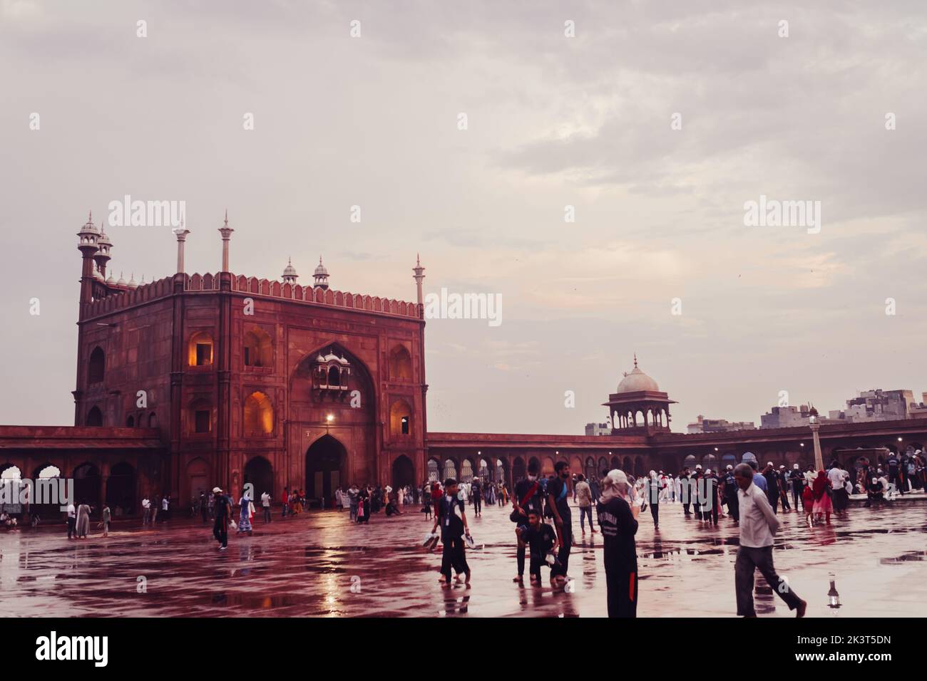 La Jama Masjid de Delhi es una de las mezquitas más grandes de la India Foto de stock