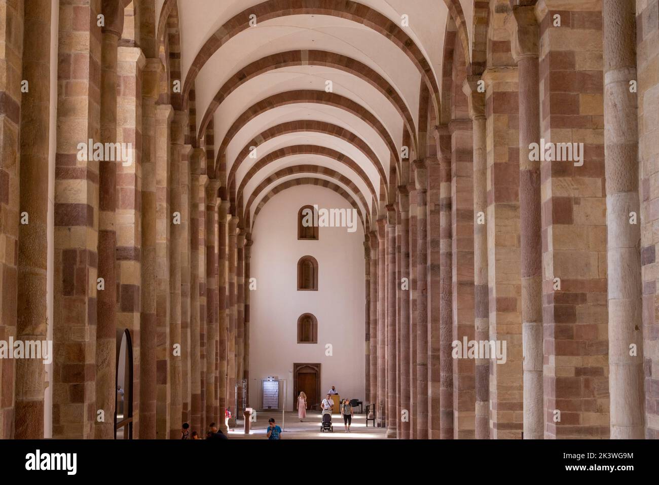 Pasillo lateral, Catedral de Speyer, Speyer, Alemania Foto de stock