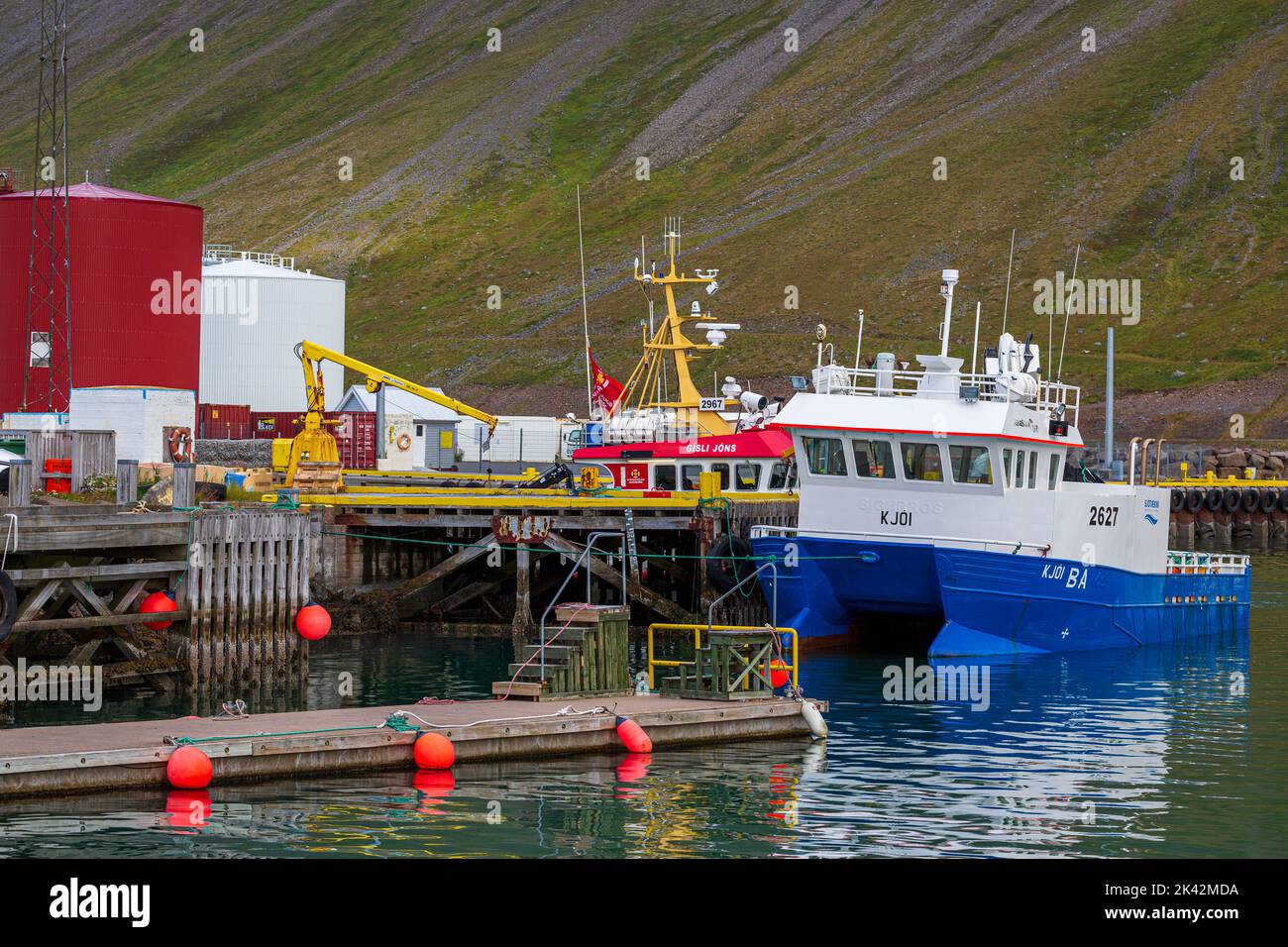Barcos de pesca, Isafjordur, Islandia, Europa Foto de stock