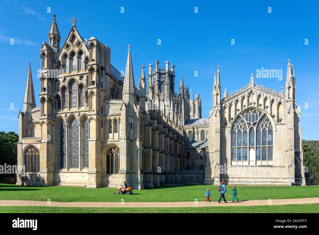 Presbiterio del Este y Torre Octagon de la Catedral de Ely, Ely, Cambridgeshire, Inglaterra, Reino Unido Foto de stock