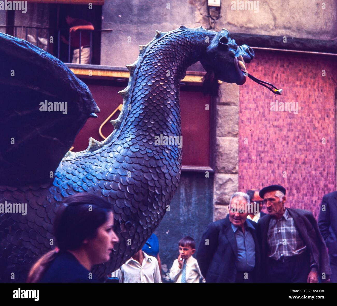 Solsona, fiestas populares. Dragon, 1971. Foto de stock