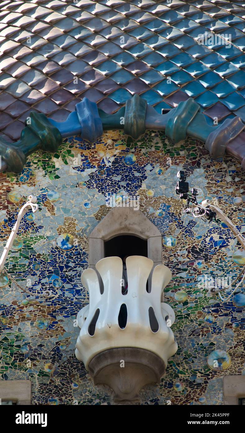 Casa Batlló. Detalle de la fachada. Autor: ANTONI GAUDÍ. JOSEP Mª JUJOL. Foto de stock