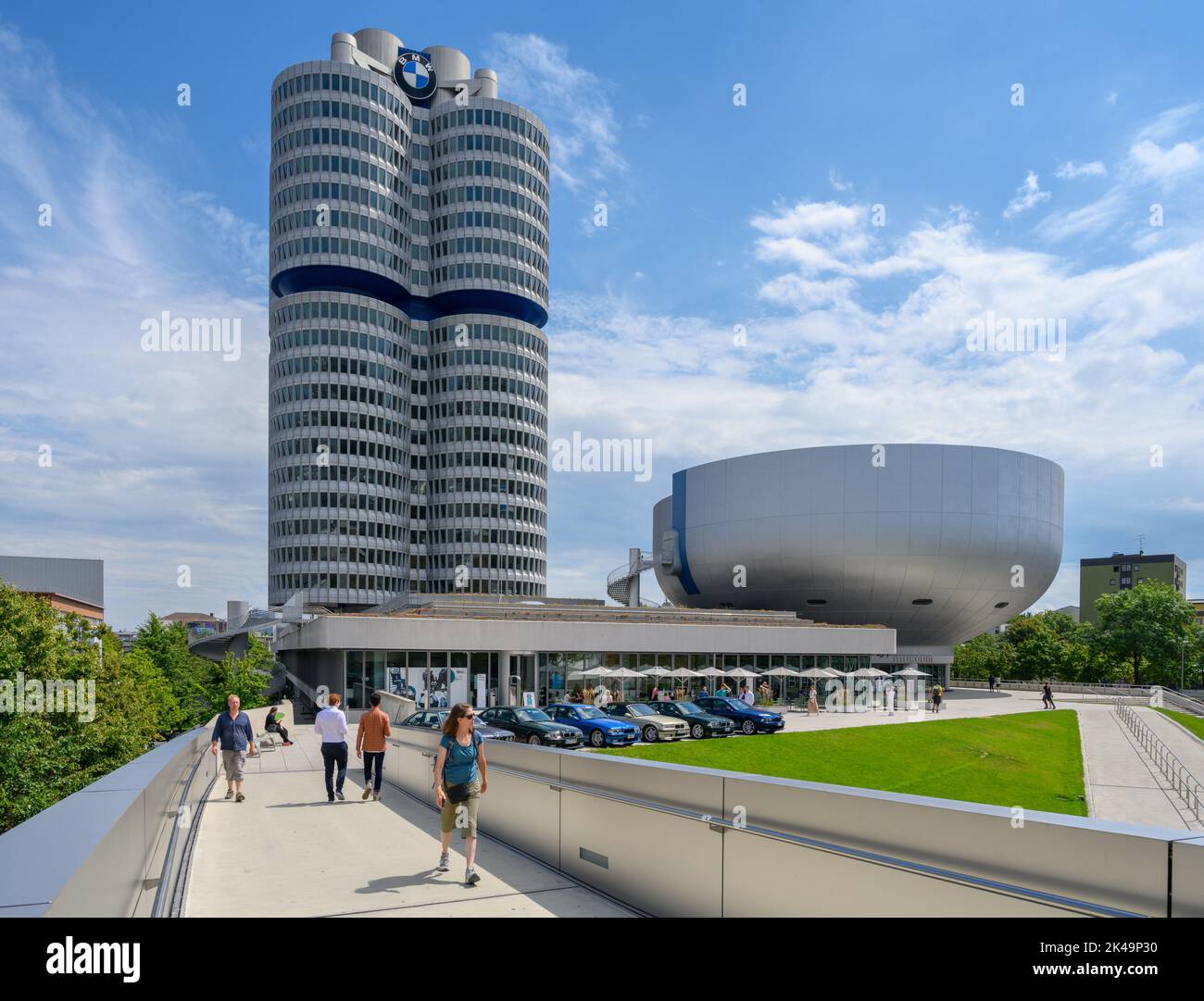 Sede central de BMW y Museo de BMW, Múnich, Baviera, Alemania Foto de stock